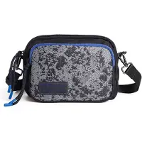 Munich Deep Black Skuldertaske