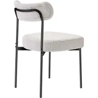 Vevor Boucle spisestole sæt med 4, mid-century modern sherpa accentstole, polstret sidestol til spisebord, pladsbesparende hvid køkkenbordsstol med buet ryglæn og sorte metalben