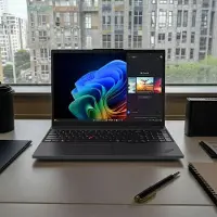 Lenovo ThinkPad T16 Gen 4 16" AMD AMD Ryzen AI 5 PRO 340-processor 2,00 GHz op til 4,80 GHz, Windows 11 Home 64, 256 GB SSD TLC Opal