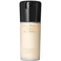 M.A.C Studio Radiance Serum Foundation