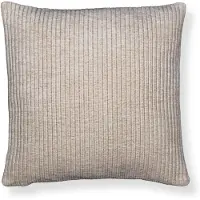 Borg Living Pyntepude 45x45 cm - Sandfarvet sofapude med fløjls look - Blød pude til sofaen -