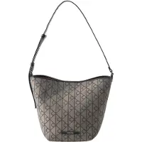 Calvin Klein Skuldertaske 'Emblem' beige / sort