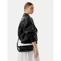 Calvin Klein Skuldertaske sort