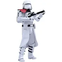Star Wars Figur Hot Toys MMS322 - : The Force Awakens - First Order Snowtroopers Officier