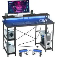 Vevor 120 cm computerbord med smarte LED-lys og stikkontakter, vendbart gaming-kontorbord med skærmstativ og 2-lags opbevaringshylder, studiearbejde til hjemmekontor, sort