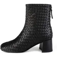 L37 HANDMADE SHOES Ankelstøvler 'A LONELY PLACE TO BE' sort