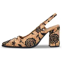 Nae Vegan Shoes Pumps med høj front 'LILOU' brun