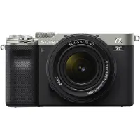 Sony a7C ILCE-7CL - Digitalkamera - spejlløst - 24.2 MP - Full Frame - 4K / 30 fps - 2.1x optisk zoom 28 - 60 mm objektiv - Wireless LAN, NFC, Bluetooth - sølv