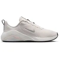 Nike Sportssko 'Bella 7' sølvgrå / stone / sort