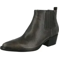 GUESS Chelsea Boots 'WYNIE' sort