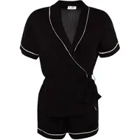 Trendyol Shorty sort