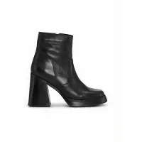 JoDis Chelsea Boots ' ASTANA ' sort