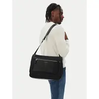 Calvin Klein Messenger sort
