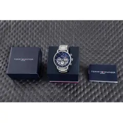 Tommy Hilfiger Legend 44 Mm Ur-5